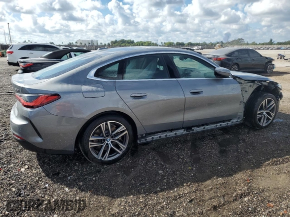 2024 BMW 4 Series 430i with VIN WBA63AV01RFT29748, listed as a Copart auction lot 44142685 with 18,419 mi miles and Clean Title. Bid and sale history available at carsss.com. Image 3.