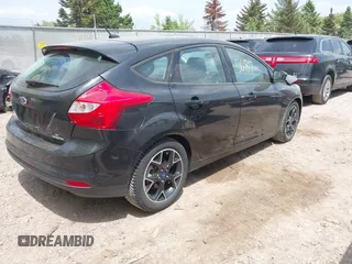 2014 Ford Focus SE z VIN 1FADP3K20EL173638, wystawiony jako IAAI lot #42265687 z przebiegiem 41 792 mil mil oraz . Historia ofert i sprzedaży dostępna na DreamBid. Obrazek 4.