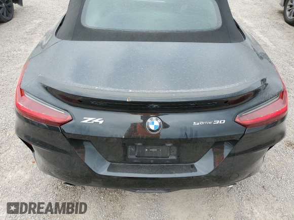 2025 BMW Z4 sDrive30i with VIN WBAHF3C05SWY40884, listed as a Copart auction lot 51104275 with 9,313 mi miles and Clean Title. Bid and sale history available at carsss.com. Image 10.