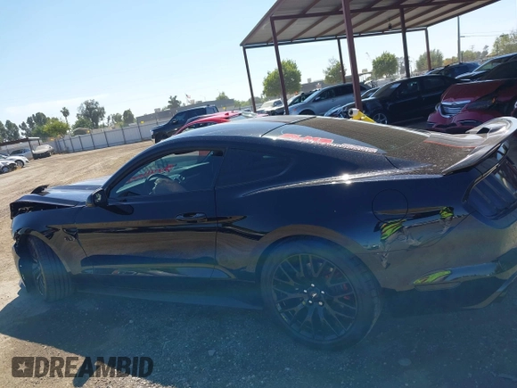 2017 Ford Mustang GT z VIN 1FA6P8CF6H5281648, wystawiony jako IAAI lot #42313382 z przebiegiem 26 574 mil mil oraz . Historia ofert i sprzedaży dostępna na DreamBid. Obrazek 14.