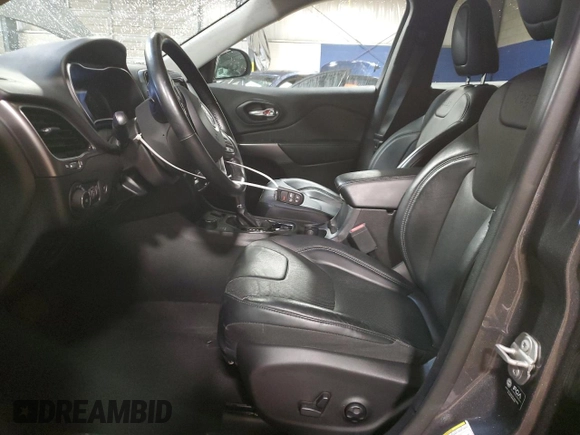 2021 Jeep Cherokee Limited z VIN 1C4PJMDXXMD135592, wystawiony jako Copart lot #58718975 z przebiegiem 53 037 mil mil oraz Szkoda całkowita • Salvage title. Historia ofert i sprzedaży dostępna na DreamBid. Obrazek 7.