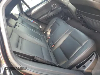 2013 BMW X6 xDrive50i z VIN 5UXFG8C5XDL591761, wystawiony jako Copart lot #54182645 z przebiegiem 117 250 mil mil oraz Szkoda całkowita • Salvage title. Historia ofert i sprzedaży dostępna na DreamBid. Obrazek 11.