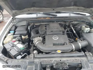 2006 Nissan Pathfinder SE with VIN 5N1AR18UX6C633759, listed as a IAAI auction lot 41392283 with 254,335 mi miles. Bid and sale history available at carsss.com. Image 10.