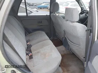 2000 Toyota 4Runner SR5 with VIN JT3GN86R0Y0159931, listed as a IAAI auction lot 40493131 with 200,277 mi miles and . Bid and sale history available at DreamBid. Image 8.