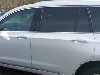 2020 Cadillac XT6 FWD Premium Luxury with VIN 1GYKPCRS5LZ130926, listed as a IAAI auction lot 41380898 with 69,244 mi miles. Bid and sale history available at carsss.com. Image 15.