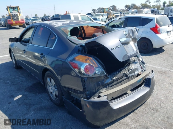 2008 Nissan Altima 2.5 SL with VIN 1N4AL21E18N447300, listed as a IAAI auction lot 40548669 with 178,745 mi miles. Bid and sale history available at carsss.com. Image 3.