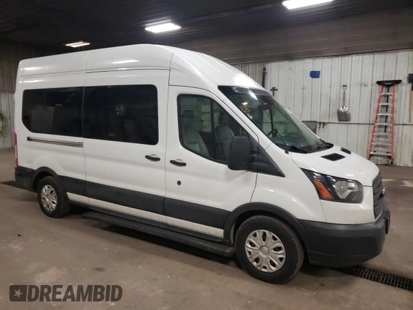 2018 Ford Transit with VIN 1FDZX2XM3JKB43243, listed as a Copart auction lot 47685495 with 201,458 mi miles and Clean Title. Bid and sale history available at DreamBid. Image 4.