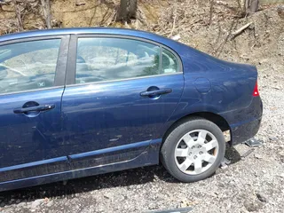 2008 Honda Civic LX with VIN 1HGFA165X8L067670, listed as a IAAI auction lot 42208641 with 188,328 mi miles and . Bid and sale history available at DreamBid. Image 14.