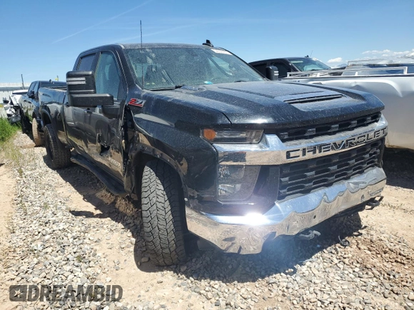 2020 Chevrolet Silverado 3500HD LT with VIN 1GC4YTEY5LF202439, listed as a Copart auction lot 54038494 with 89,695 mi miles and Salvage Title. Bid and sale history available at carsss.com. Image 4.