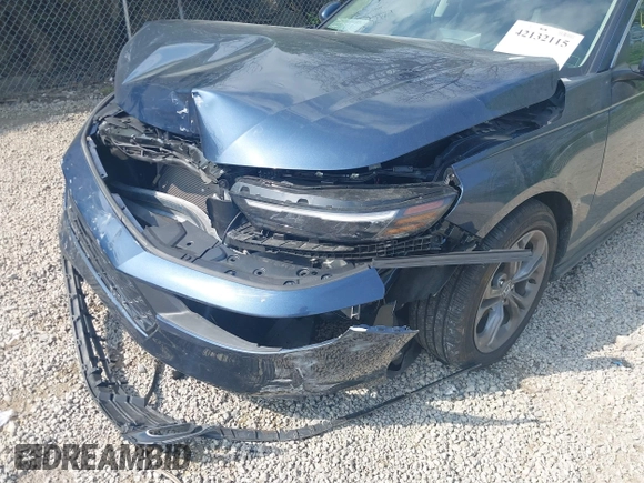 2024 Honda Accord EX with VIN 1HGCY1F39RA073695, listed as a IAAI auction lot 42132115 with 9,824 mi miles and . Bid and sale history available at DreamBid. Image 17.