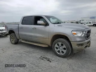 2019 Ram 1500 Big Horn z VIN 1C6SRFFT2KN812531, wystawiony jako Copart lot #51213075 z przebiegiem 134 488 mil mil oraz Szkoda całkowita • Salvage title. Historia ofert i sprzedaży dostępna na DreamBid. Obrazek 4.