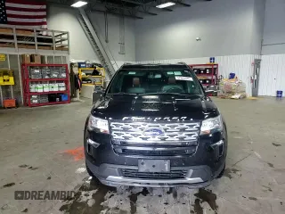 2019 Ford Explorer XLT с VIN 1FM5K8D86KGA92977, выставлен на аукционе Copart как лот 57943585 с пробегом 123 124 миль миль и Списание • Salvage title. История ставок и продаж доступна на DreamBid. Изображение 15.