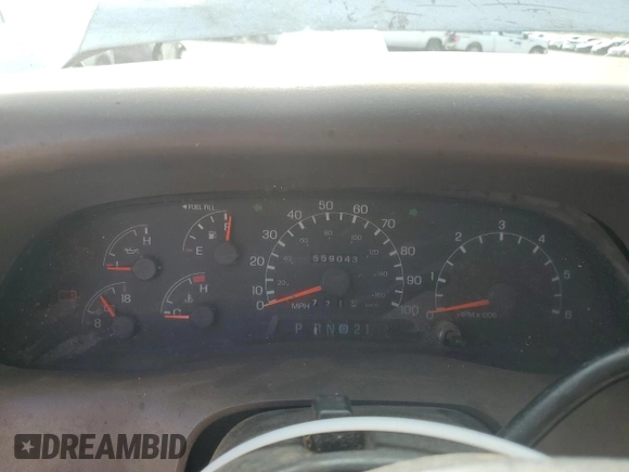 1999 Ford F-250 XL с VIN 1FTNF20L3XEA99923, выставлен на аукционе Copart как лот 58765435 с пробегом 559 043 миль миль и Списание • Salvage title. История ставок и продаж доступна на DreamBid. Изображение 9.