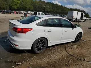 2015 Ford Focus SE with VIN 1FADP3F26FL251500, listed as a Copart auction lot 51329285 with 96,211 mi miles and Salvage Title. Bid and sale history available at carsss.com. Image 3.