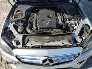 2019 Mercedes-Benz E 300 with VIN WDDZF4JB8KA489019, listed as a Copart auction lot 61550154 with 132,301 mi miles and Non repairable. Bid and sale history available at DreamBid. Image 11.