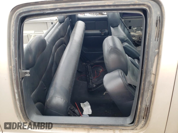 1999 GMC New Sierra 1500 SLE with VIN 2GTEC19T4X1519566, listed as a Copart auction lot 54897245 with 267,552 mi miles and Salvage Title. Bid and sale history available at carsss.com. Image 10.
