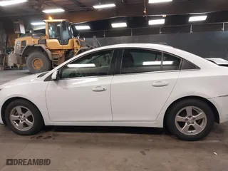 2016 Chevrolet Cruze Limited LT with VIN 1G1PE5SB7G7123655, listed as a IAAI auction lot 41664705 with 123,729 mi miles. Bid and sale history available at carsss.com. Image 14.