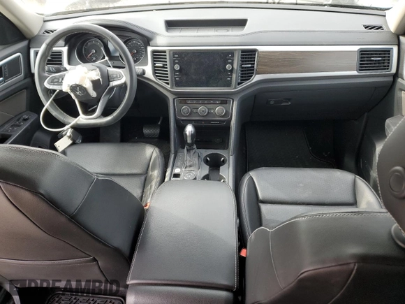 2021 Volkswagen Atlas SE z VIN 1V2LP2CA6MC574811, wystawiony jako Copart lot #41780595 z przebiegiem Nie podano mil oraz Szkody całkowita. Historia ofert i sprzedaży dostępna na DreamBid. Obrazek 8.