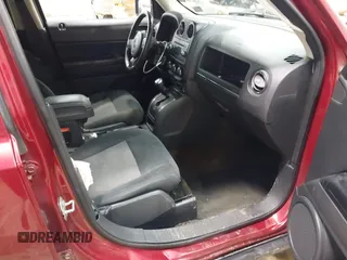 2017 Jeep Patriot High Altitude with VIN 1C4NJRFB1HD159078, listed as a IAAI auction lot 41998941 with 102,194 mi miles. Bid and sale history available at carsss.com. Image 5.