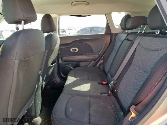 2019 Kia Soul + with VIN KNDJP3A51K7631927, listed as a Copart auction lot 47742745 with 149,208 mi miles and Salvage Title. Bid and sale history available at carsss.com. Image 11.