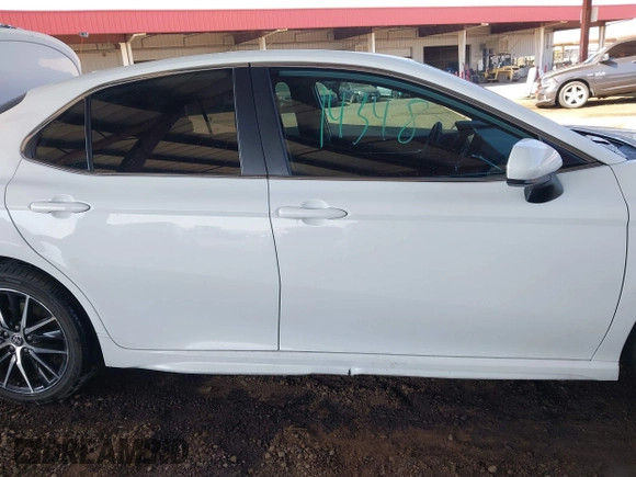 2021 Toyota Camry SE Nightshade with VIN 4T1G11AK4MU413986, listed as a IAAI auction lot 41472262 with 83,247 mi miles and . Bid and sale history available at DreamBid. Image 13.