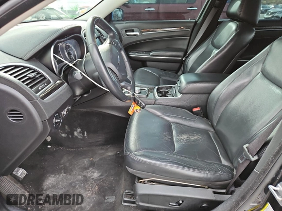 2015 Chrysler 300 Limited with VIN 2C3CCARG3FH781731, listed as a Copart auction lot 50364075 with 102,530 mi miles and Salvage Title. Bid and sale history available at carsss.com. Image 7.