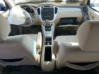 2005 Toyota Highlander with VIN JTEDP21A350047557, listed as a Copart auction lot 49055085 with 0 mi miles and Clean Title. Bid and sale history available at carsss.com. Image 8.