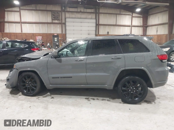 2020 Jeep Grand Cherokee Altitude with VIN 1C4RJFAG7LC137913, listed as a IAAI auction lot 41655158 with 51,131 mi miles. Bid and sale history available at carsss.com. Image 14.