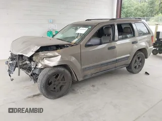 2005 Jeep Grand Cherokee Laredo with VIN 1J4GR48KX5C589625, listed as a IAAI auction lot 42699102 with Not provided miles and . Bid and sale history available at DreamBid. Image 2.