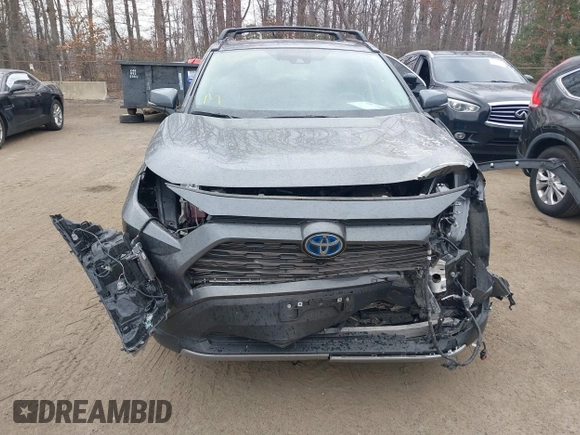 2020 Toyota RAV4 Hybrid Limited with VIN 4T3DWRFV9LU008881, listed as a IAAI auction lot 41672085 with 39,557 mi miles. Bid and sale history available at carsss.com. Image 13.