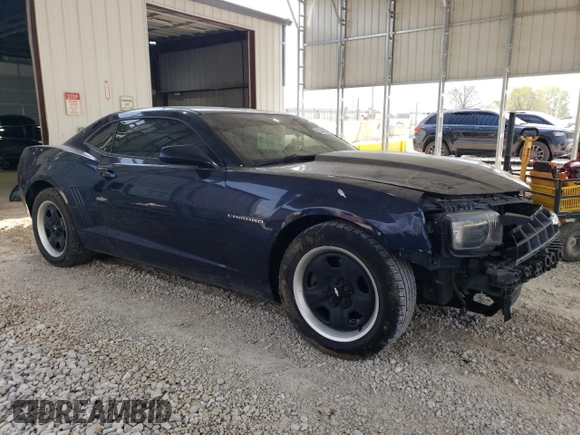 2010 Chevrolet Camaro LS z VIN 2G1FA1EVXA9193050, wystawiony jako Copart lot #52046535 z przebiegiem 161 457 mil mil oraz Szkoda całkowita • Salvage title. Historia ofert i sprzedaży dostępna na DreamBid. Obrazek 4.