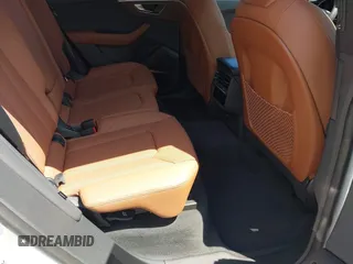 2025 Audi Q8 Premium Plus z VIN WA1EVBF18SD011370, wystawiony jako IAAI lot #42033326 z przebiegiem 164 mil mil oraz . Historia ofert i sprzedaży dostępna na DreamBid. Obrazek 8.