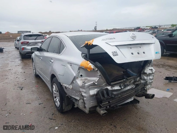 2014 Nissan Altima 2.5 with VIN 1N4AL3AP0EN252582, listed as a IAAI auction lot 41905991 with 170,188 mi miles. Bid and sale history available at carsss.com. Image 3.