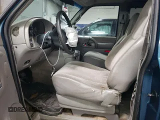 2002 Chevrolet Astro with VIN 1GNDM19X82B132319, listed as a Copart auction lot 86014534 with 193,813 mi miles and Salvage Title. Bid and sale history available at carsss.com. Image 7.