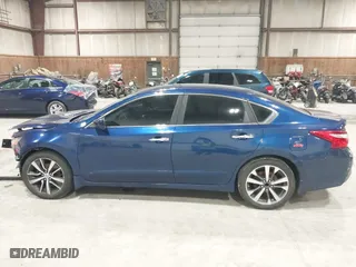 2016 Nissan Altima 2.5 SL with VIN 1N4AL3AP1GC269762, listed as a IAAI auction lot 41747676 with 79,792 mi miles. Bid and sale history available at carsss.com. Image 14.