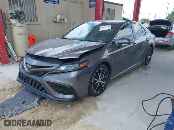 2022 Toyota Camry SE with VIN 4T1T11AK6NU639527, listed as a IAAI auction lot 42092828 with 65,420 mi miles and . Bid and sale history available at DreamBid. Image 17.