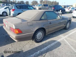 1992 Mercedes-Benz 500 с VIN WDBFA66EXNF055989, выставлен на аукционе IAAI как лот 41949478 с пробегом 123 283 миль миль и . История ставок и продаж доступна на DreamBid. Изображение 4.