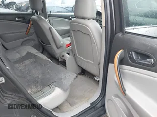 2006 Saturn VUE z VIN 5GZCZ53426S870035, wystawiony jako IAAI lot #41731594 z przebiegiem 161 356 mil mil oraz . Historia ofert i sprzedaży dostępna na DreamBid. Obrazek 8.