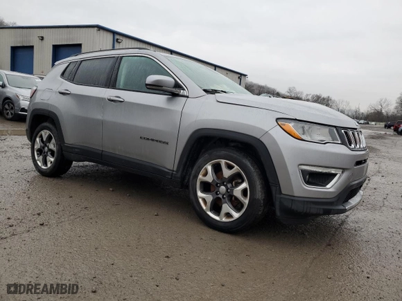 2020 Jeep Compass Limited with VIN 3C4NJCCB9LT140301, listed as a Copart auction lot 83815664 with 83,287 mi miles and Salvage Title. Bid and sale history available at carsss.com. Image 4.