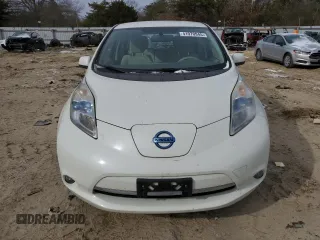 2011 Nissan LEAF SL with VIN JN1AZ0CP4BT006990, listed as a Copart auction lot 41970945 with 70,805 mi miles and Clean Title. Bid and sale history available at carsss.com. Image 5.