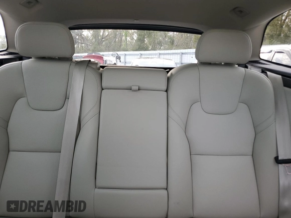2023 Volvo XC60 Plus Bright Theme с VIN YV4L12DE5P1346266, выставлен на аукционе Copart как лот 47269605 с пробегом Не указан миль и На запчасти • Non repairable. История ставок и продаж доступна на DreamBid. Изображение 10.