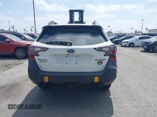 2024 Subaru Outback Wilderness z VIN 4S4BTGUD2R3164461, wystawiony jako IAAI lot #42292989 z przebiegiem 7 068 mil mil oraz . Historia ofert i sprzedaży dostępna na DreamBid. Obrazek 17.
