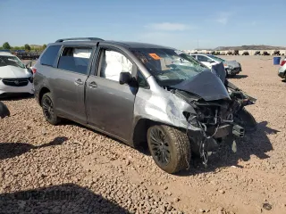 2015 Toyota Sienna LE AAS with VIN 5TDKK3DC1FS561273, listed as a Copart auction lot 52198015 with 220,740 mi miles and Salvage Title. Bid and sale history available at carsss.com. Image 4.