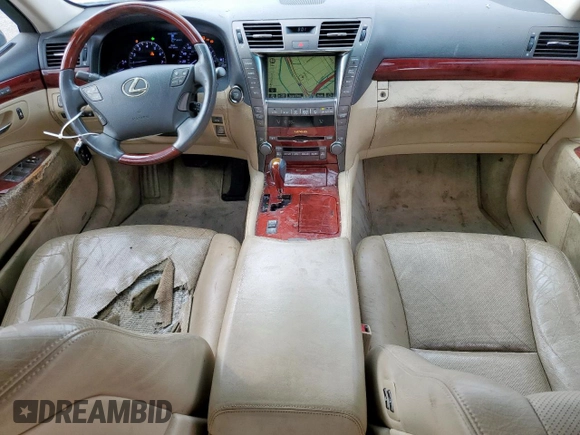 2008 Lexus LS 460 z VIN JTHBL46F385082774, wystawiony jako Copart lot #57446015 z przebiegiem 195 602 mil mil oraz Szkoda całkowita • Salvage title. Historia ofert i sprzedaży dostępna na DreamBid. Obrazek 8.