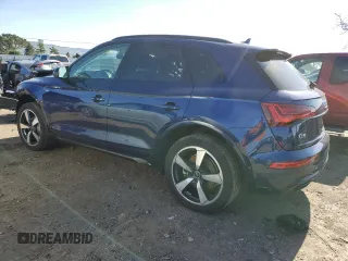 2022 Audi Q5 S line Prestige with VIN WA1FAAFY9N2005441, listed as a Copart auction lot 44642835 with 32,904 mi miles and Salvage Title. Bid and sale history available at carsss.com. Image 2.