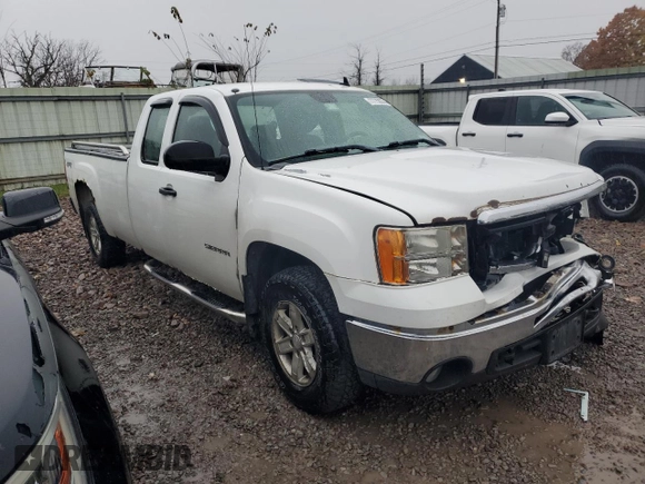 2010 GMC Sierra 1500 with VIN 1GTSKTE06AZ192387, listed as a Copart auction lot 77755374 with 165,945 mi miles and Salvage Title. Bid and sale history available at DreamBid. Image 4.