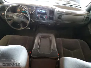 2006 Chevrolet Silverado 1500 LT2 with VIN 1GCEK19B46Z266751, listed as a Copart auction lot 50081755 with 260,634 mi miles and Salvage Title. Bid and sale history available at carsss.com. Image 8.