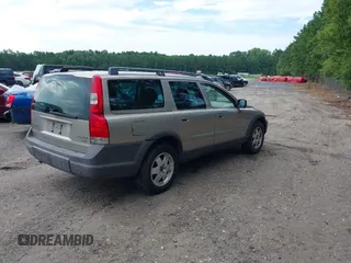 2003 Volvo V70 XC70 with VIN YV1SZ59H031113721, listed as a IAAI auction lot 39819433 with 274,793 mi miles and . Bid and sale history available at DreamBid. Image 4.