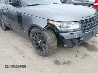 2015 Land Rover Range Rover HSE z VIN SALGS2VF8FA231130, wystawiony jako IAAI lot #41881459 z przebiegiem Nie podano mil oraz . Historia ofert i sprzedaży dostępna na DreamBid. Obrazek 18.