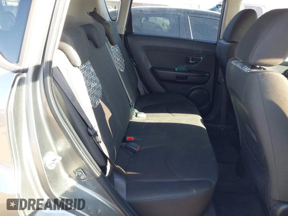 2010 Kia Soul + with VIN KNDJT2A24A7068737, listed as a IAAI auction lot 41733384 with 175,450 mi miles. Bid and sale history available at carsss.com. Image 8.